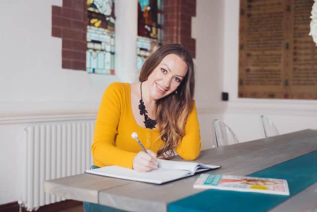 Known to many as the “Insta Queen,” Estelle has spent the past seven years helping thousands of entrepreneurs and small business owners grow their visibility and confidence through social media and PR