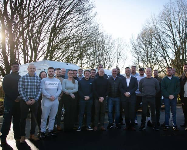 The Severn Trent mains renewal team and the new recruits.