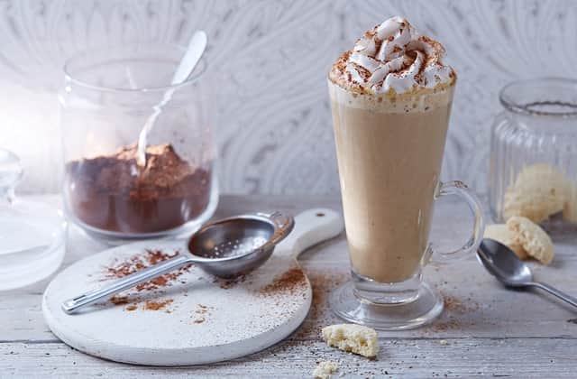 If you want to save some money, here's how to make a pumpkin spice latte at home (Photo: Shutterstock)