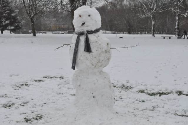 A snowman stands proudly in Melton's Play Close park
PHOTO Jonathan McGrady/JM News EMN-171212-131403001