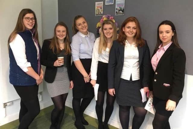 Members of Melton Mowbray Young Farmers Club EMN-171221-122012001