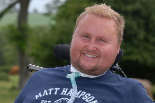 Matt Hampson EMN-181101-131603001