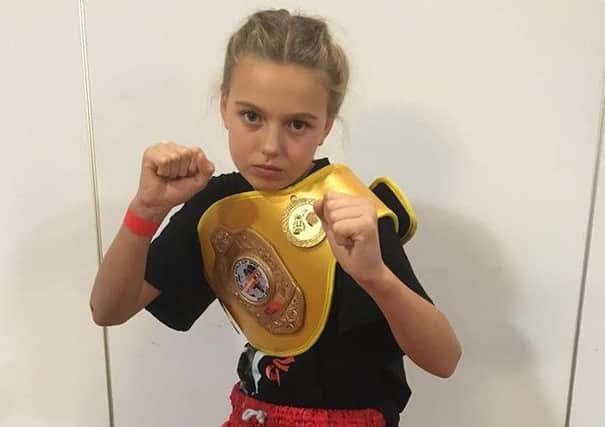 Champion Thai boxer Lexie Peters EMN-180116-114449002