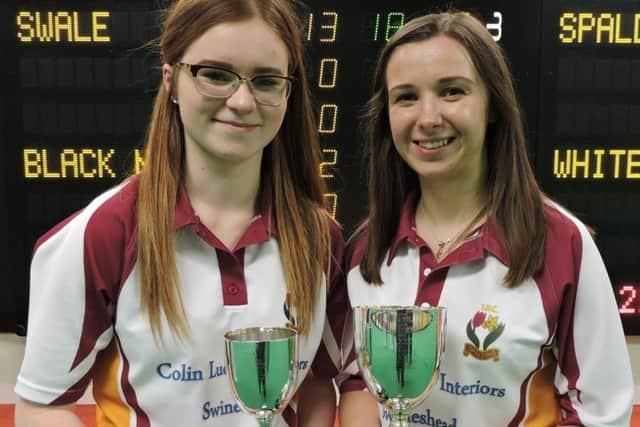 EIBA Women's Pairs champions Ruby Hill and Chelsea Tomlin (Spalding) EMN-180204-173306002