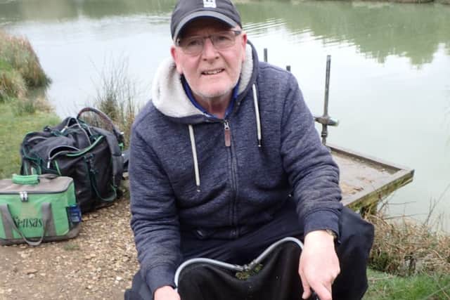 Saturday qualifier Mick Beckhurst won the golden peg bonus EMN-181004-171100002