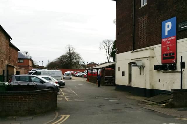 The King's Head car park in Melton EMN-180417-100122001
