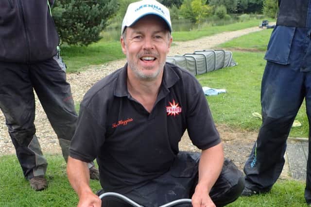 Sean Huggins EMN-181107-093715002
