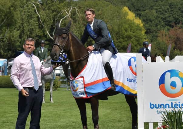 Clayton with winning ride Carolus K DHI EMN-180108-164330002