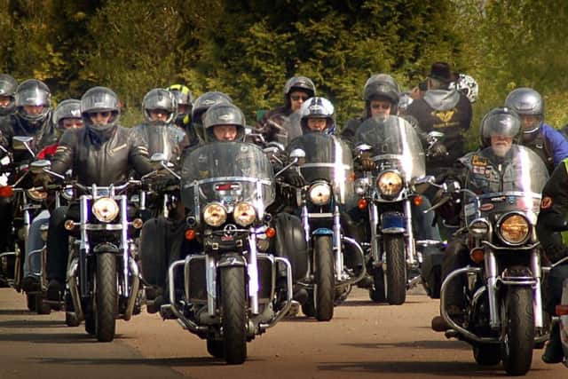 The riders set off on their way to Wistow on Claire Lomas' Ride2Recovery charity rideout in 2017 EMN-180208-131733001
