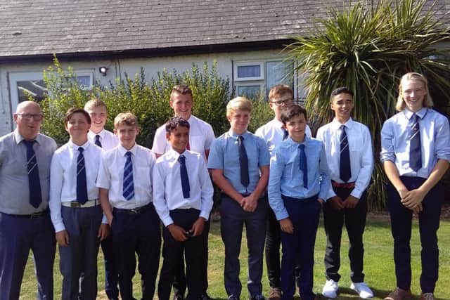 The LRGU Under 16s team at the Tom Finn Trophy EMN-181008-090726002