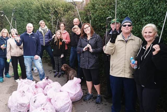 Volunteers who turned for a Melton Matters litter pick in the Leicester Road area of the town EMN-180810-171138001