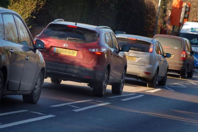 Heavy traffic in Melton EMN-180309-122334001