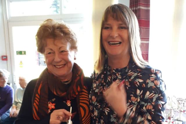 Silverspoon winner Sue Bennett with out-going lady captain Sandie Normanton EMN-190129-123304002