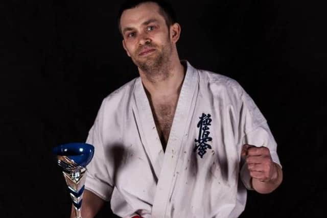 Chris Parsons secured two wins on route to the Novice Lightweight final EMN-190703-121824002