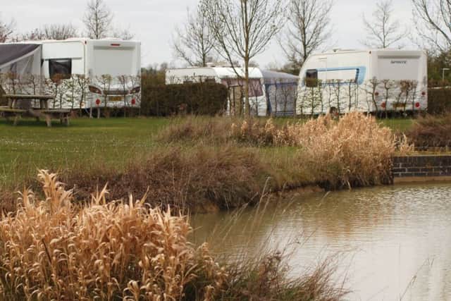 Northern Close Touring park at Eye Kettleby Lakes EMN-191004-133916001