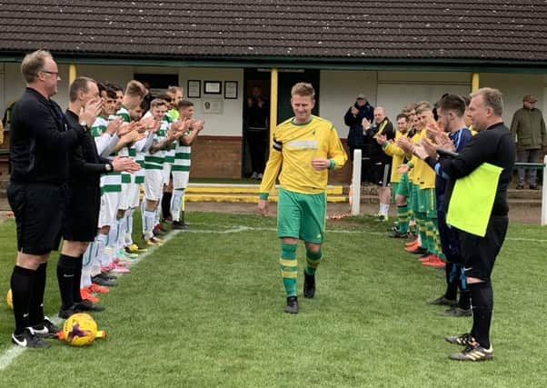 Guard of honour for Michael Stevenson at the beginning of his final game EMN-190522-144710002