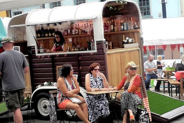 A cocktail bar in Market Place EMN-190107-175931001