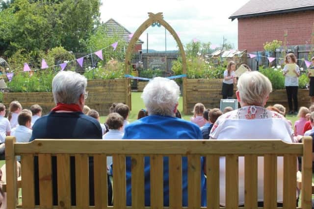 The sensory garden at Asfordby Hill Primary School is opened EMN-191107-163334001