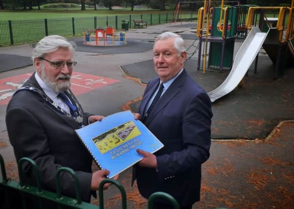 New Senior Townwarden, Ian Wilkinson (left) and chair of feoffees, John Southerington, discuss plans for a revamp of the play equipment at Melton's Play Close park EMN-191015-163937001