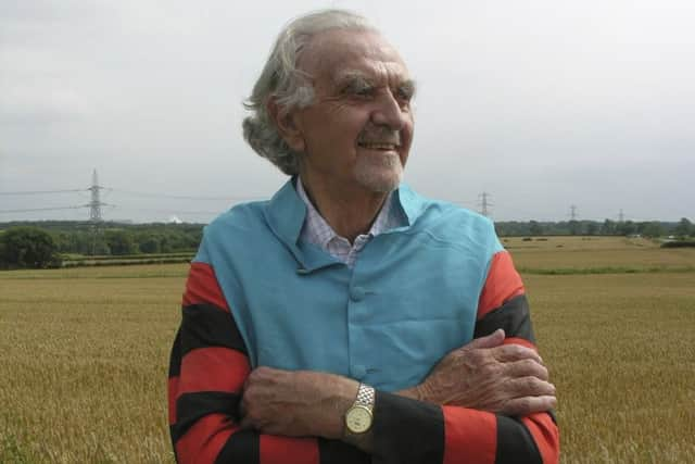 Stan at his Cropston bungalow where he moved to from Burrough EMN-191029-163807002