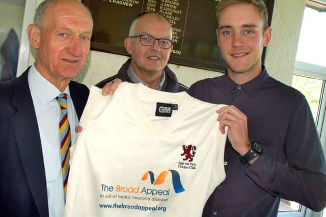 Broad pictured in 2014 with Egerton Park chairman David Glover (middle) and vice-chairman Geoff Goodson with junior kit which supports the Broad Appeal EMN-160120-125549002