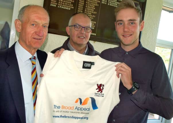 Broad pictured in 2014 with Egerton Park chairman David Glover (middle) and vice-chairman Geoff Goodson with junior kit which supports the Broad Appeal EMN-160120-125549002