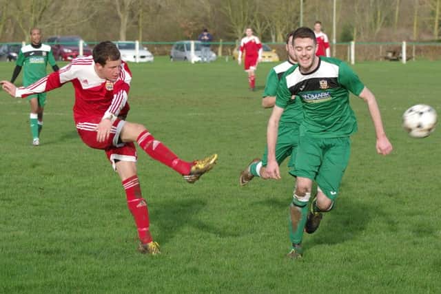 Melton Mowbray 5-1 Cottesmore Amateurs EMN-151229-121306002