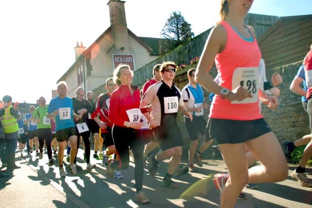 Start of the 2014 Stathern Duathlon EMN-161103-175418002