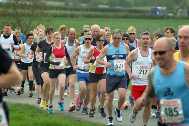 Belvoir Half Marathon, Hose EMN-160328-161241002