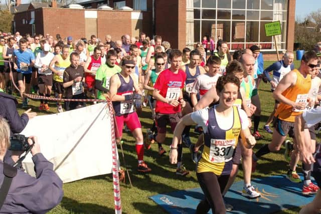 And they're off! The start of the 2016 Belvoir Half-Marathon EMN-161204-134918002