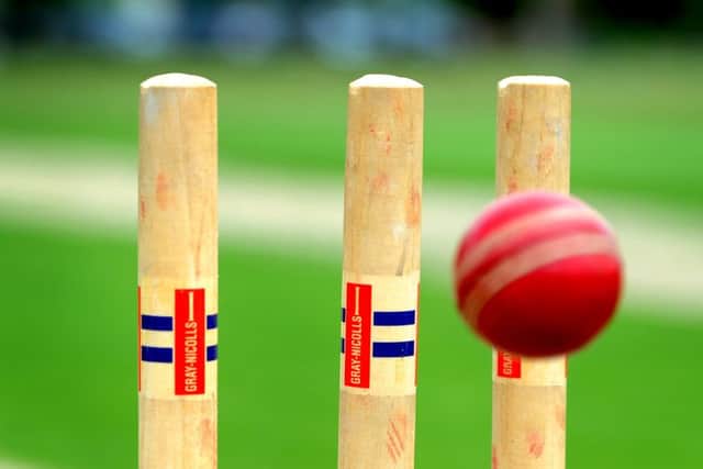 Cricket SUS-150806-142532001