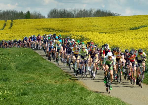 The stunning scenery and brutal sections of the Ruitland-Melton race compare favourably with the Continental classics EMN-160418-090437002