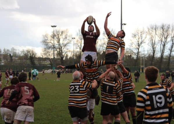 Oadby 31 Melton 19 EMN-160419-093802002