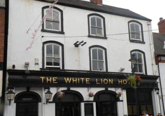 The White Lion on Nottingham Street, Melton EMN-160518-155612001