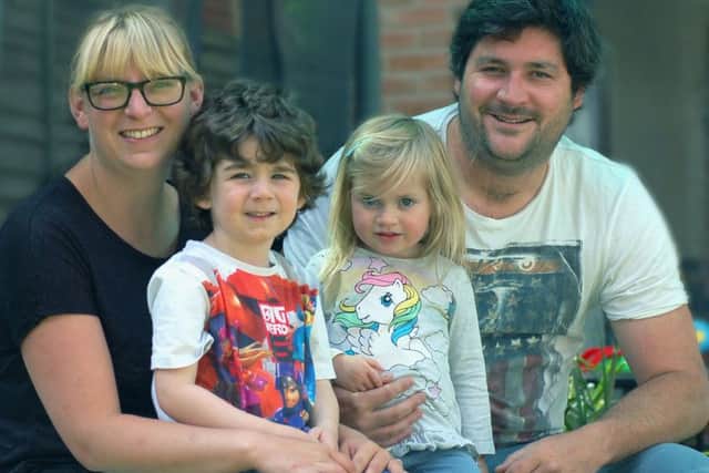 Oscar with mum Tania, dad Ryan and sister Anna-May EMN-160107-152053001