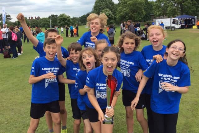 Frisby Primary Schools tri-golf team celebrate their county title EMN-160607-095638002