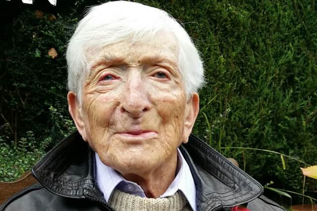 Dr Sandy Saunders (93), of Burton Lazars EMN-160723-153111001