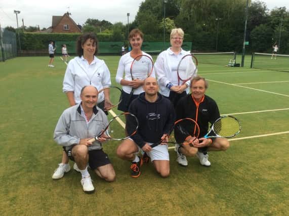 Hamilton Tennis Club mixed fourth team EMN-160208-112448002