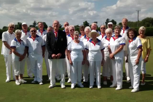 John Law welcomes bowlers to his President's Day EMN-160908-155833002