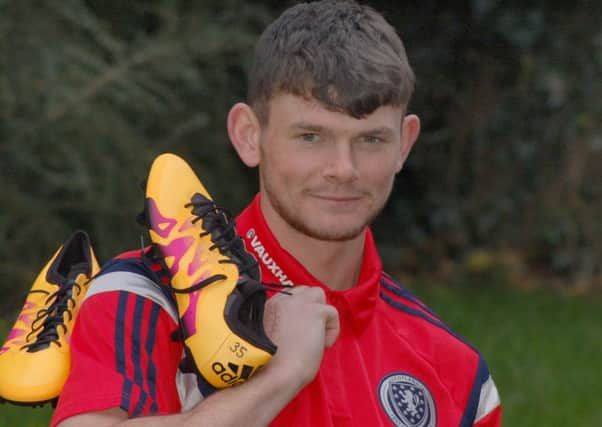 Ollie Burke EMN-161008-092631002