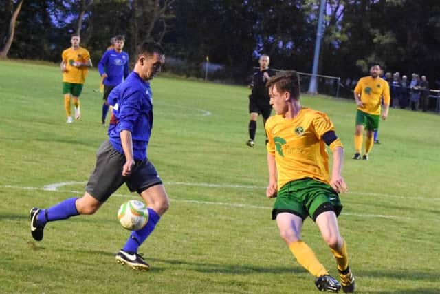 Action from Oakham United v Melton Mowbray. Photo: Alan Walters EMN-160825-095610001