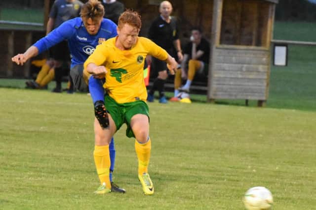 Action from Oakham United v Melton Mowbray. Photo: Alan Walters EMN-160825-095116001
