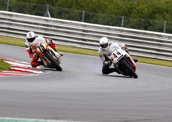 Hart was involved in some close-quarter duelling at Snetterton EMN-160609-172452002