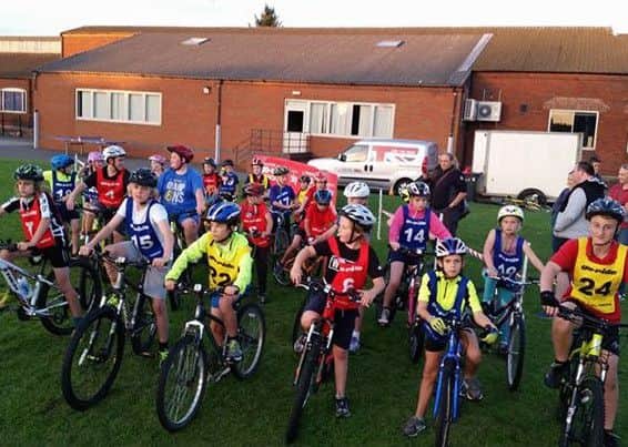 Go-Race Cross action.