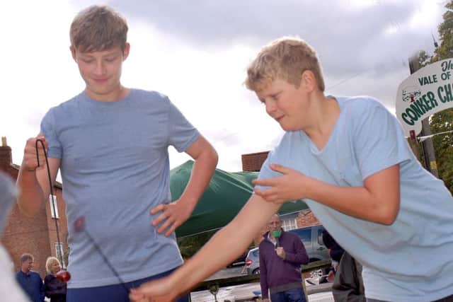 Action from the junior final between James Boles and Max Seddon PHOTO: Tim Williams