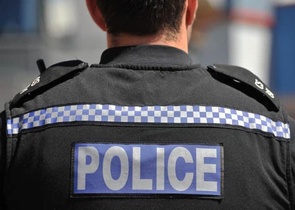 Lincolnshire Police news.
EMN-160712-084004001