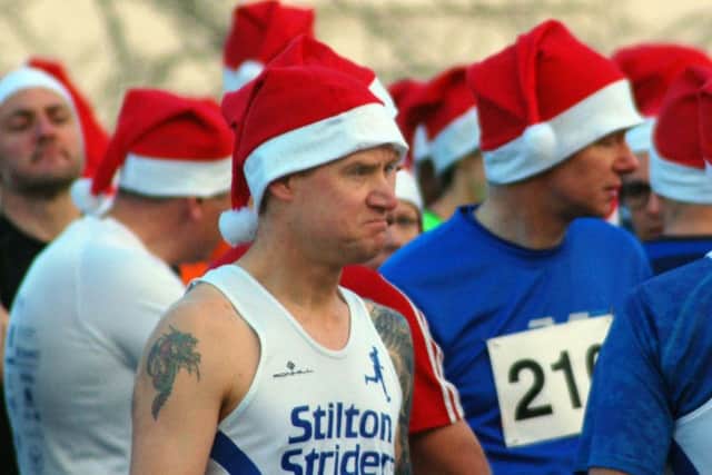 Darren Glover EMN-161220-113824002