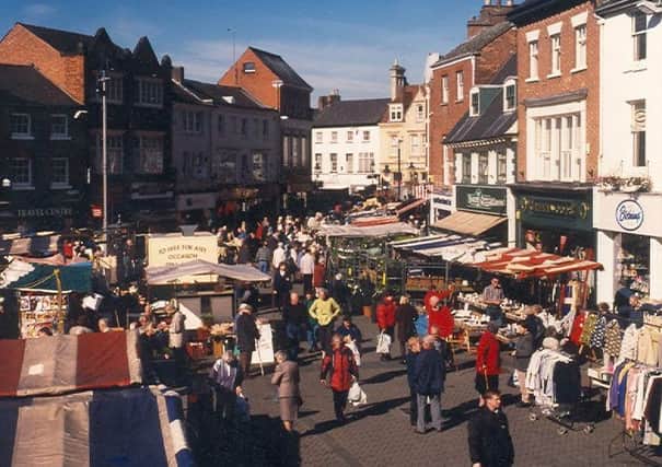 Melton town centre markets EMN-170401-133114001