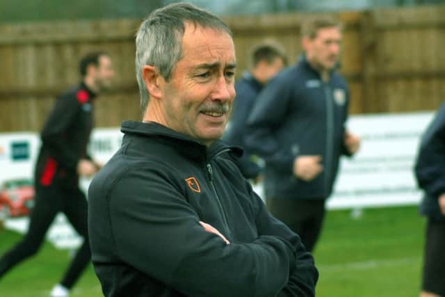 Steve Hendy led Sileby Town to the Senior League title in 2014/15, edging Melton into a second successive runners-up spot EMN-171101-112702002