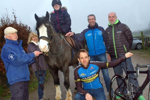 CiCLE Classic race director Colin Clews (second from right) and Metaltek rider Dan Fleeman and directeur sportif Colin Sturgess (right) with members of the Mount Group RDA EMN-170118-165600002
